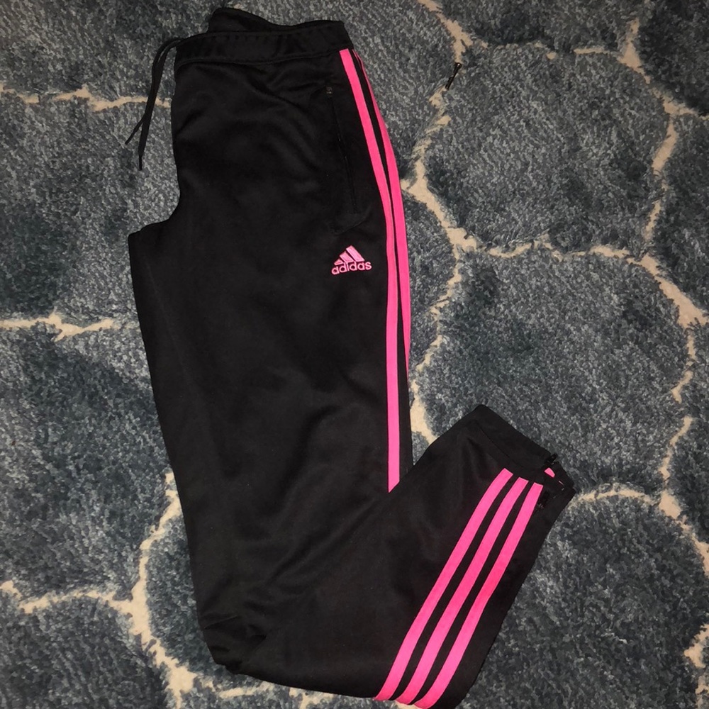 COPY - Sporty Adidas Pants